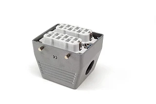 EMAS EBM612PU10 Metal 12 Kontak Uzatma Tipi Priz 35A Yandan Girişli Çok Kontaklı