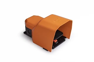 EMAS PDKS11BX11T PDK Serisi Metal Korumalı 1NO+1NC Kalıcılı Tekli Turuncu Plastik Pedal