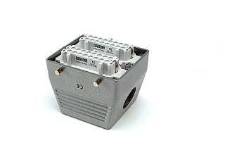 EMAS EBM32PU10 Metal 32 Kontak Uzatma Tipi Priz 16A Yandan Girişli Çok Kontaklı